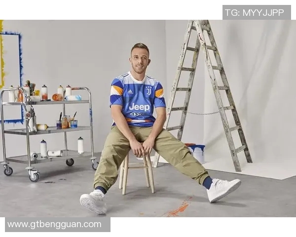 阿迪达斯与尤文图斯足球的完美结合引领运动时尚新潮流